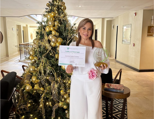 ¡Premio Equidad a una Mujer líder con sentido social!